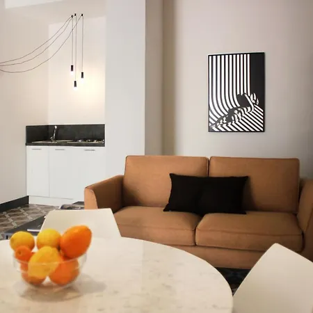 Aparthotel Isabella Di Castiglia *