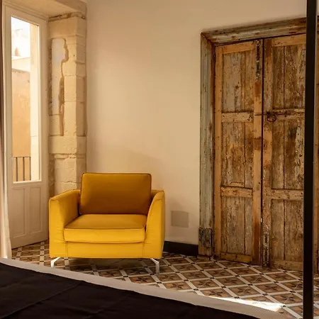 Isabella Di Castiglia Aparthotel *