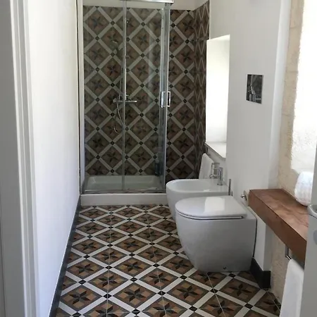 Isabella Di Castiglia Apartmanhotel Szirakúza